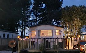 The Hygge Retreat At 7 Lakes Country Park, Lincolnshire