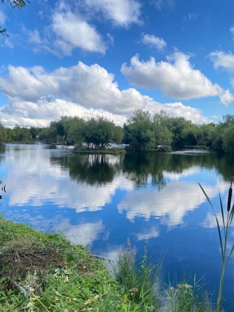 The Hygge Retreat At 7 Lakes Country Park, Lincolnshire Villa Crowle  Exterior photo